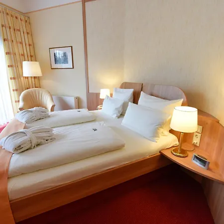 Am Vitalpark 4*